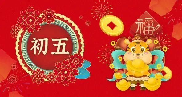 亚当玩高尔夫